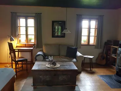 Ein Sitzbereich in der Unterkunft Berghütte Fürstenwalde