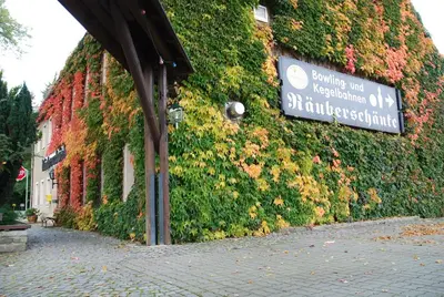 Das Gebäude in dem sich die Pension befindet