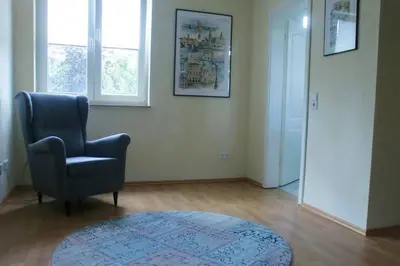 Ein Sitzbereich in der Unterkunft Oase im Dresdner Westen