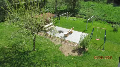 Ein Garten an der Unterkunft Ferienwohnungen im Landstreicherhaus