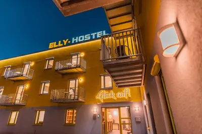 Das Gebäude in dem sich das Aparthotel befindet
