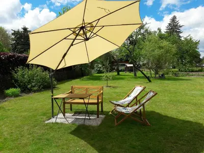 Ein Garten an der Unterkunft Ferienwohnung Ahrens