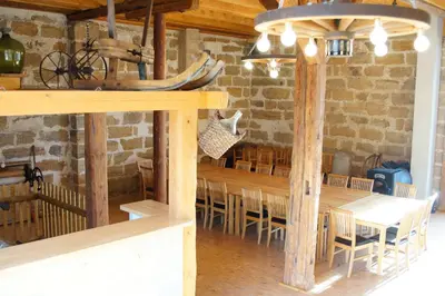Ein Restaurant oder anderes Speiselokal in der Unterkunft Pension Prietzel