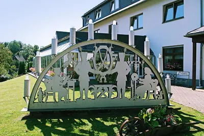Das Gebäude in dem sich die Pension befindet