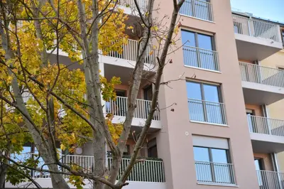 Das Gebäude in dem sich die Ferienwohnung befindet