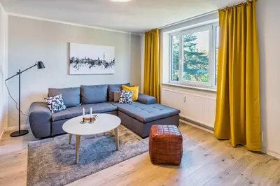 Ein Sitzbereich in der Unterkunft new apartment I cozy I Netflix I WLAN I near airport