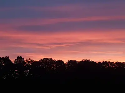 Blick auf den Sonnenuntergang/Sonnenaufgang von der Ferienwohnung aus oder aus der Nähe
