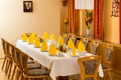 Ein Restaurant oder anderes Speiselokal in der Unterkunft Hotel Waldmühle