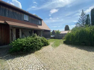 Ein Garten an der Unterkunft Haus Gamrigblick