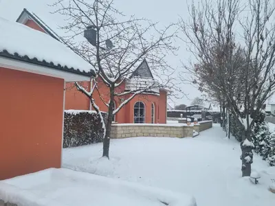 Ferienwohnung mit Pool am Stadtrand von Dresden im Winter