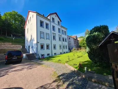 Das Gebäude in dem sich die Ferienwohnung befindet