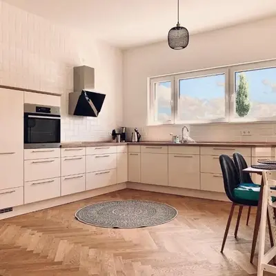 Modernes Apartment am See mit Terrasse