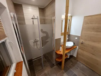 Ein Badezimmer in der Unterkunft elephants Ferienhaus Haus Ost