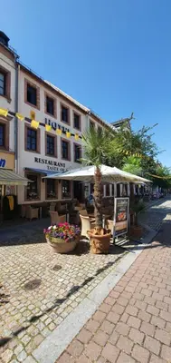 Das Gebäude in dem sich das Bed & Breakfast befindet