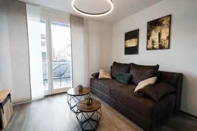 Ein Sitzbereich in der Unterkunft Stylisches Apartment im Herzen von Dresden + Parkplatz + Netflix + Self Check-in