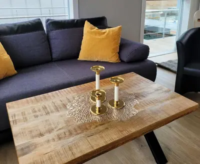 Ein Sitzbereich in der Unterkunft schwimmende Ferienwohnung Sundowner