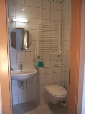 Ein Badezimmer in der Unterkunft Zur Edlen Krone