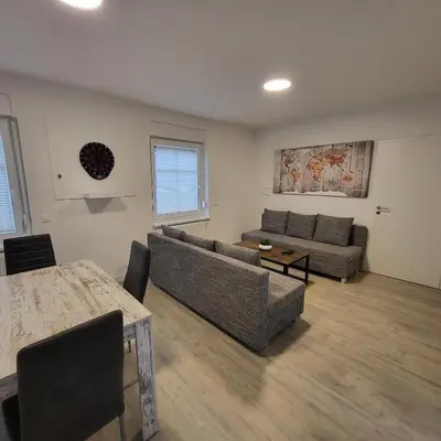 Ein Sitzbereich in der Unterkunft Ferienwohnung NR3