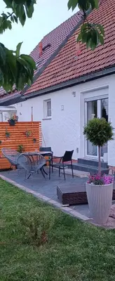 Ein Garten an der Unterkunft Haus MaRi