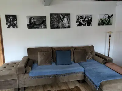 Ein Sitzbereich in der Unterkunft Ferienhaus -Am alten Dorfplatz-
