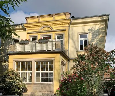 Das Gebäude in dem sich die Ferienwohnung befindet
