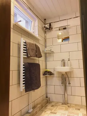 Ein Badezimmer in der Unterkunft Sächsische Schweiz Ferienhaus 2 mit hervorragendem Panoramablick über das Elbtal