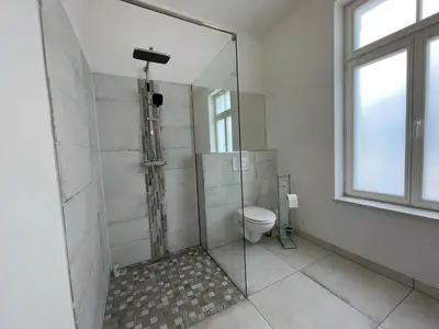 Ein Badezimmer in der Unterkunft Pension Luisengrün