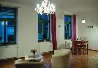Ein Sitzbereich in der Unterkunft Apartments Obergraben