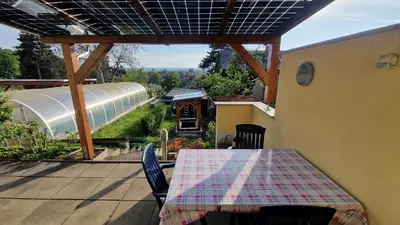 Ein Balkon oder eine Terrasse in der Unterkunft Ferienwohnung Dresden Trachenberge