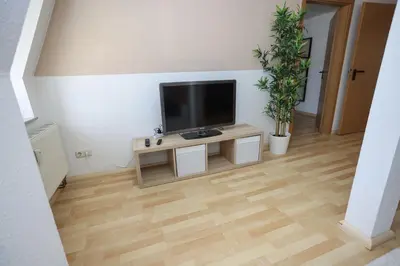 TV/Unterhaltungsangebot in der Unterkunft FullHouse - Chemnitz - Z25 Apartments - 3 Beds - SmartTV - Nespresso
