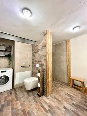 Ein Badezimmer in der Unterkunft Igelnest Großthiemig