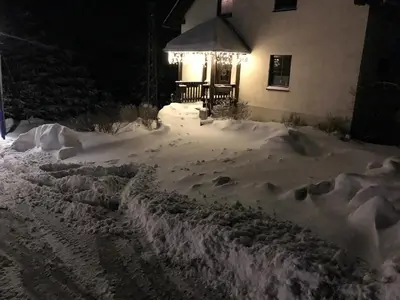 Luxus Ferienhaus Erzgebirge in Alleinlage im Winter