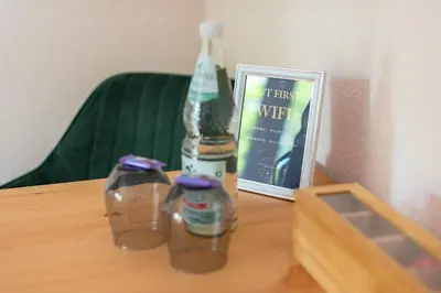 Getränke in der Unterkunft Smart & Cozy Apartment - Balkon, Netflix, Nespresso