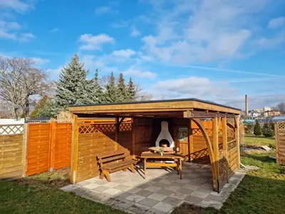 Grundriss der Unterkunft Liebevoll eingerichtetes Haus mit großem Garten in Dresden - Telefonnummer und Video unter www fhvn de