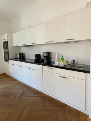 Küche/Küchenzeile in der Unterkunft grosszügiges Apartment mit Blick zur Frauenkirche