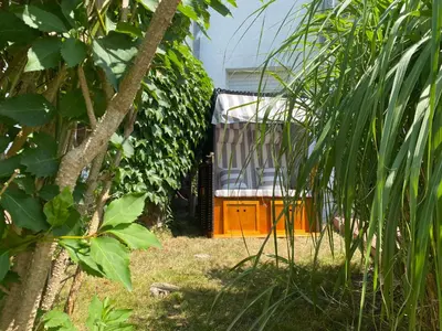 Ein Garten an der Unterkunft Ferienapartment Casa Heideblick mit Sonnenterrasse & Garten