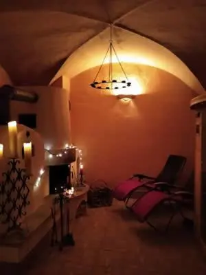 Ein Sitzbereich in der Unterkunft Rittergut Schloss Niederforchheim