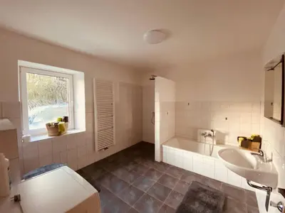 Ein Badezimmer in der Unterkunft Ferienwohnung Nennigmühle