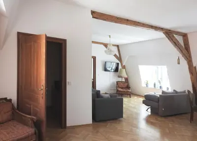 Ein Sitzbereich in der Unterkunft Stadtpanorama