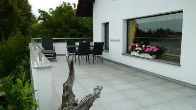 Ein Balkon oder eine Terrasse in der Unterkunft Ferienwohnung Frenzel