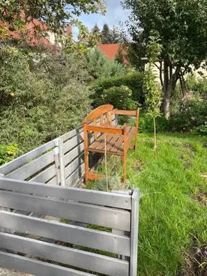 Ein Garten an der Unterkunft Apartment am HohenRand Dresden Leubnitz