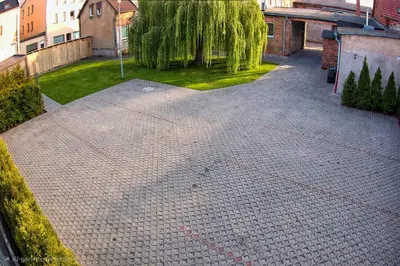 Das Gebäude in dem sich die Ferienwohnung befindet