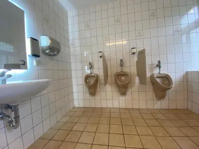 Ein Badezimmer in der Unterkunft Hotel Bielatal