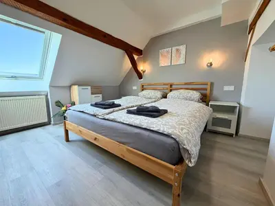 Ein Bett oder Betten in einem Zimmer der Unterkunft Gasthaus Bomsdorf - ruhige Lage, free WLAN & Parken, Self Check-In, Smart-TV