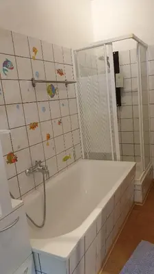 Ein Badezimmer in der Unterkunft Ferienwohnung an der Begerburg