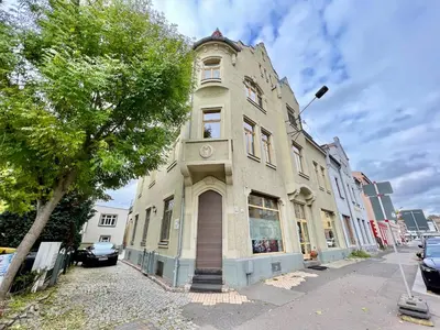 Das Gebäude in dem sich die Ferienwohnung befindet