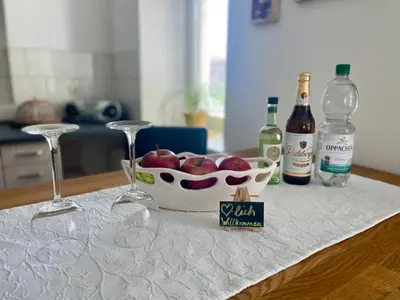 Getränke in der Unterkunft außergewöhnliches Apartment - nur 15 min bis Dresden