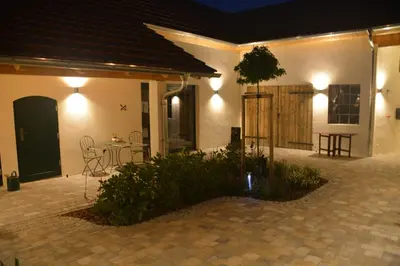 Das Gebäude in dem sich die Ferienwohnung befindet