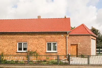 Das Gebäude in dem sich die Ferienwohnung befindet