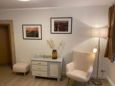Ein Sitzbereich in der Unterkunft FeWo Ostrau, neues Bad, neue Küche, zentral, Sandstein-Ferien, Terrasse